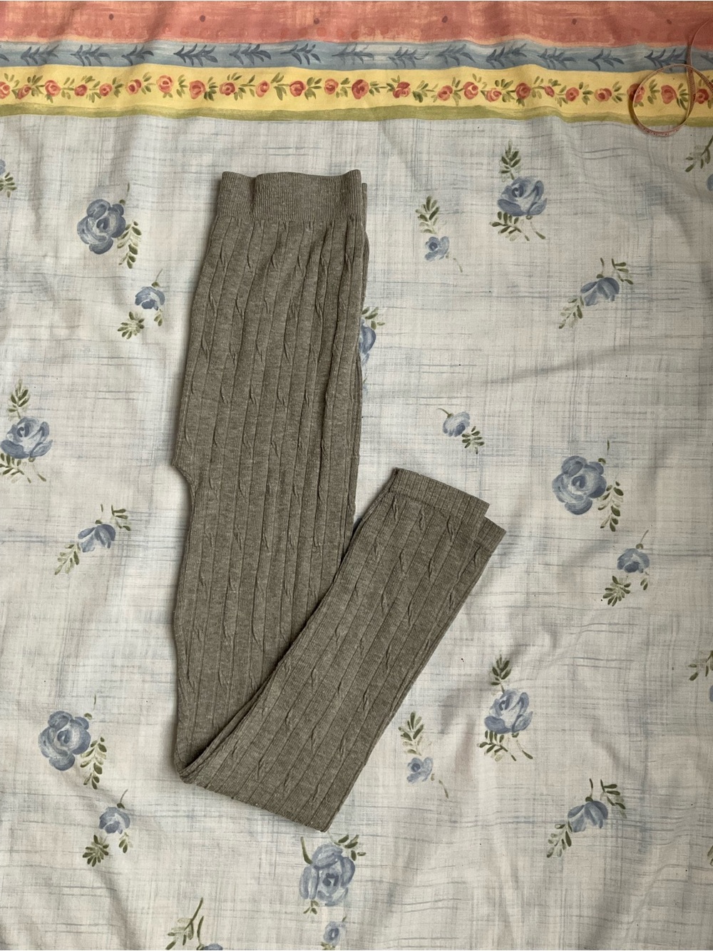 🪻Soho Girls Gray Ribbed Knit Leggings